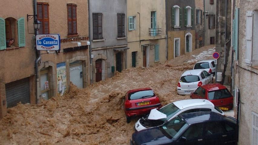 Inondations dans le Var - RENOU
