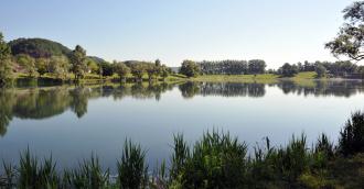 Lac Champos