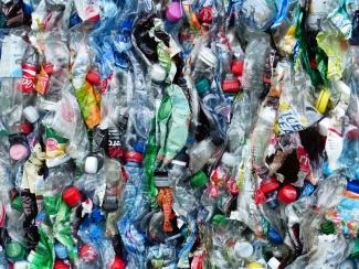 illustration enquête pollution plastique